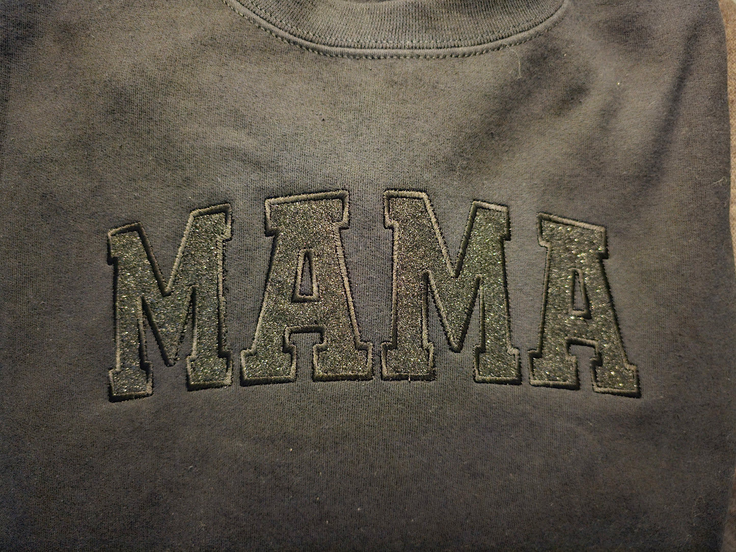 'MAMA' Glitter Applique Crewneck